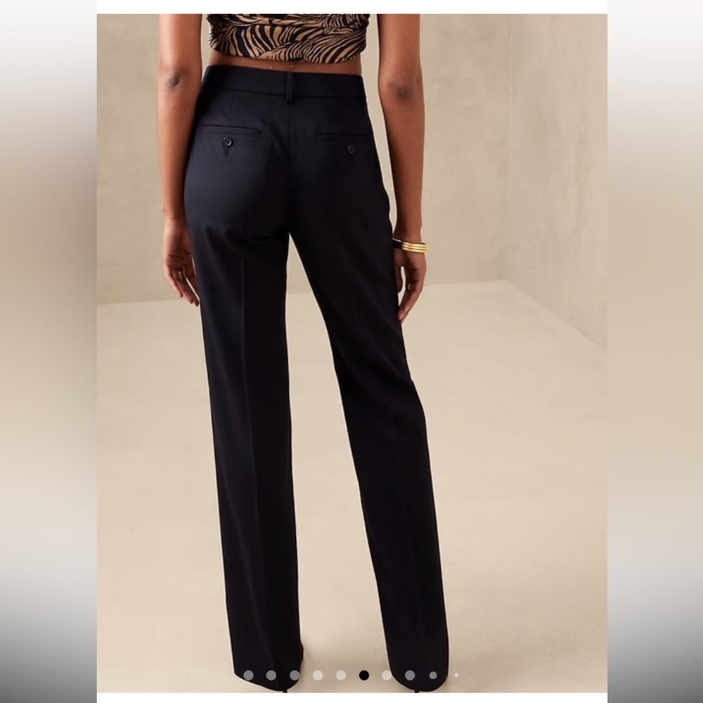 Excellent condition navy Siena Straight Italian Wool Pant